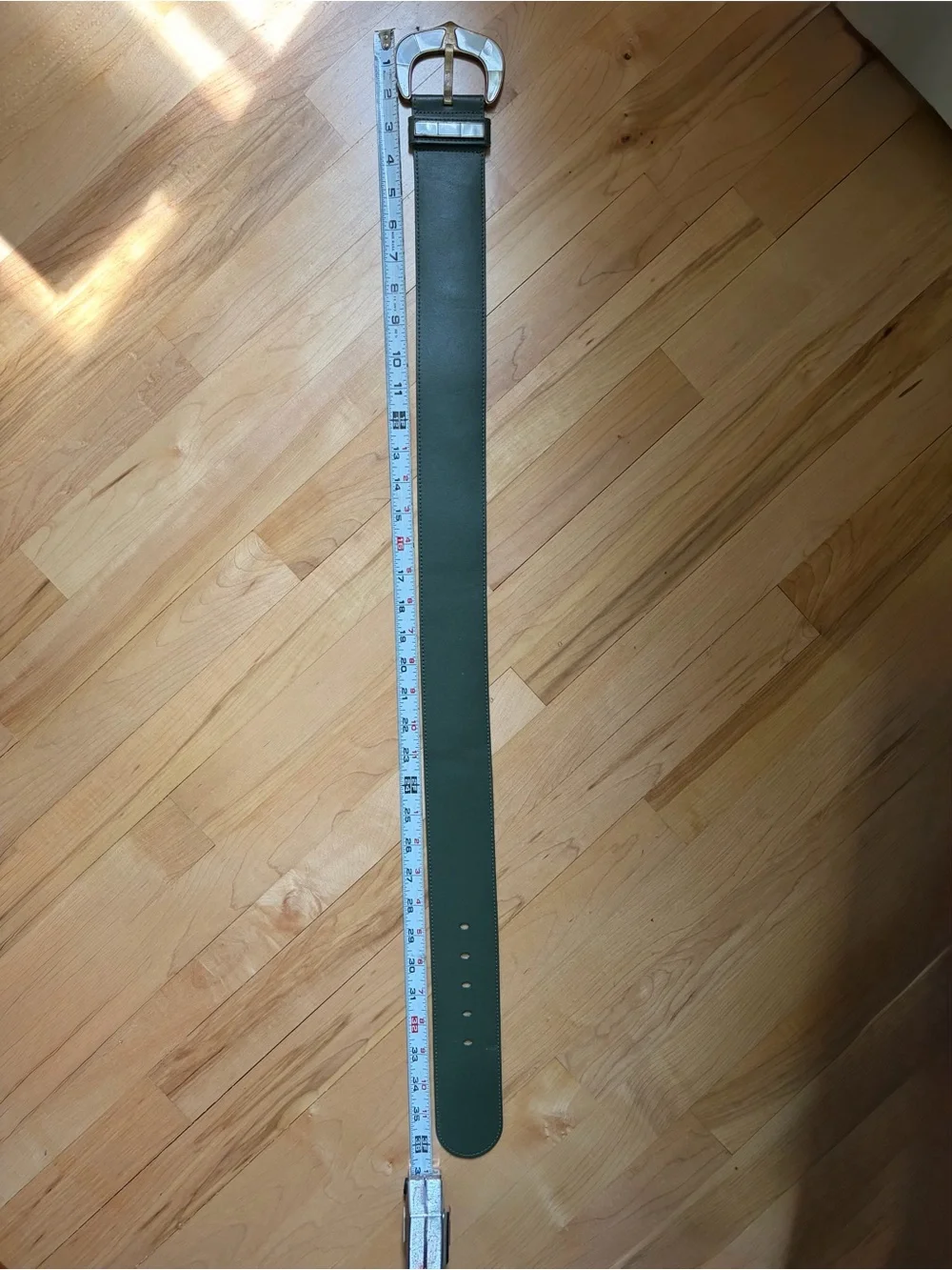 Express belt green leather strap brass buckle inlaid with mother of pearl size M